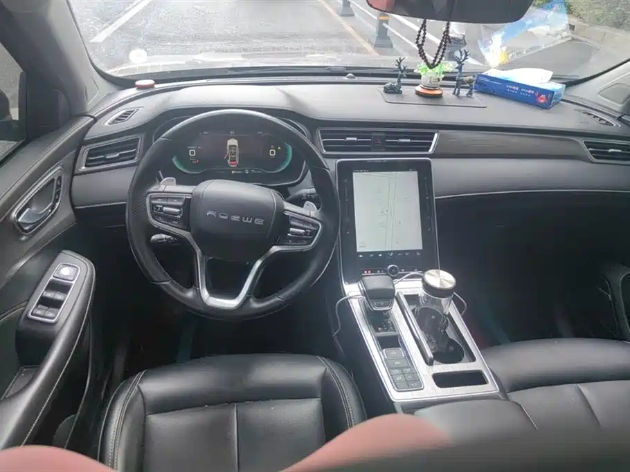 ROEWE RX5 NEW ENERGY