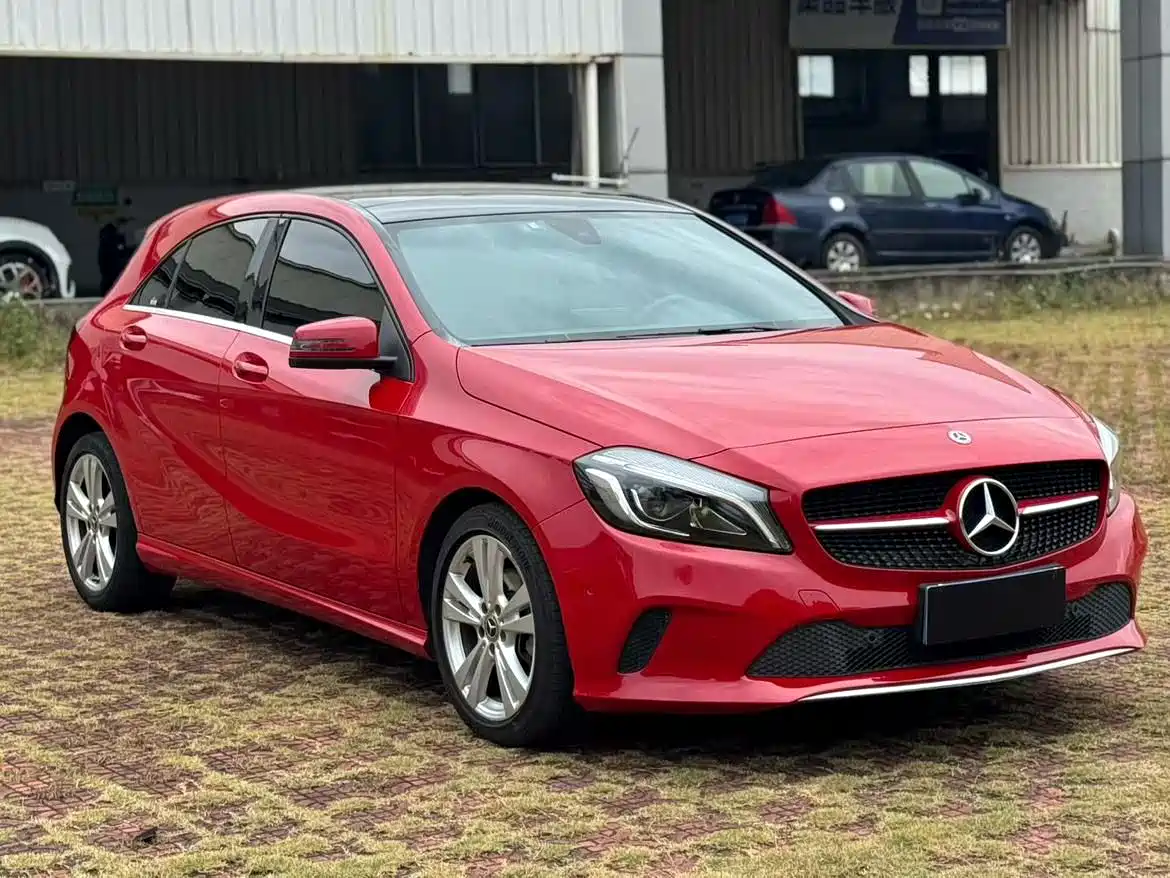 Mercedes-Benz A-Class (Import) 2016 A 200 Dynamic