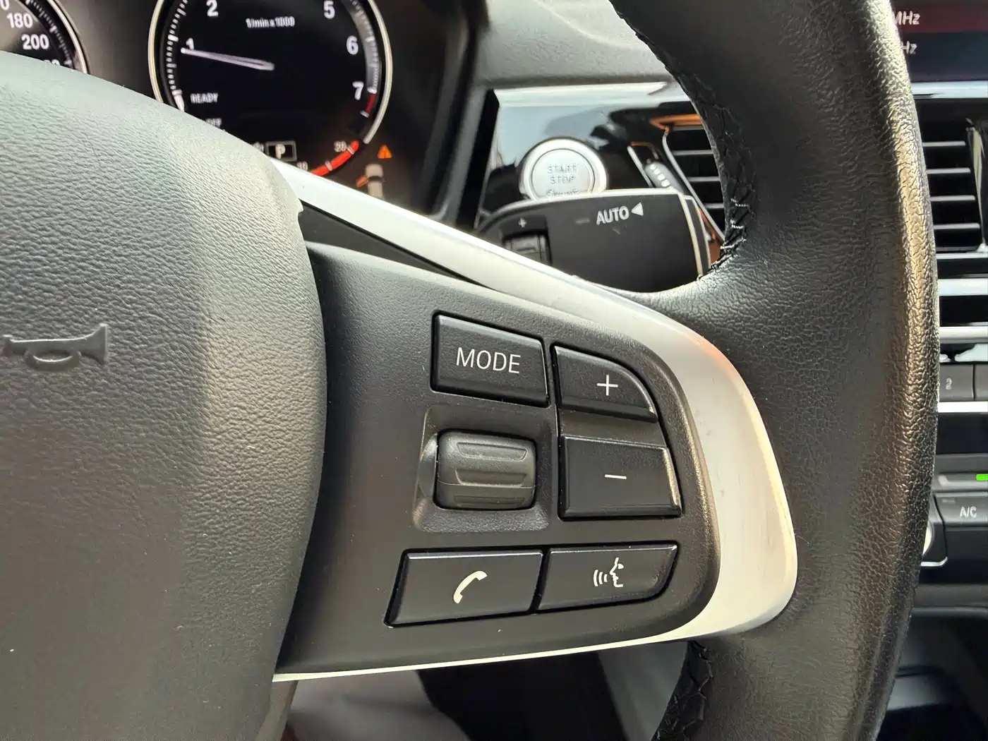 BMW 1 Series 2021 120i M Sport фото 10