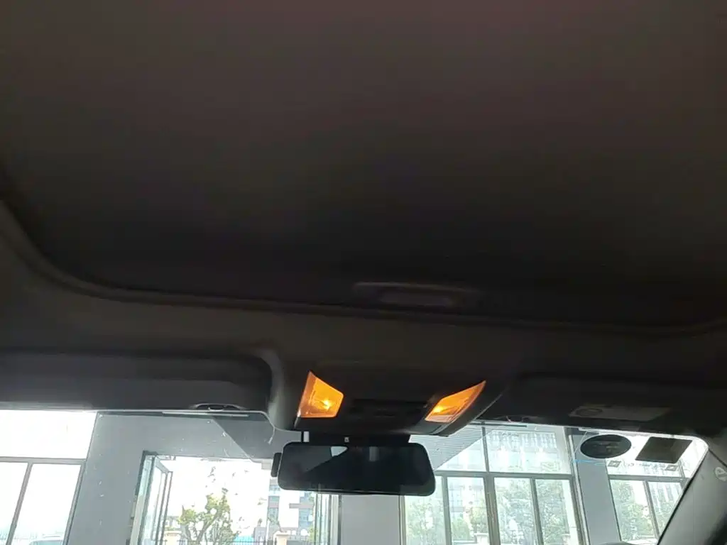 Photo 14 - Toyota RAV4 Rongfang