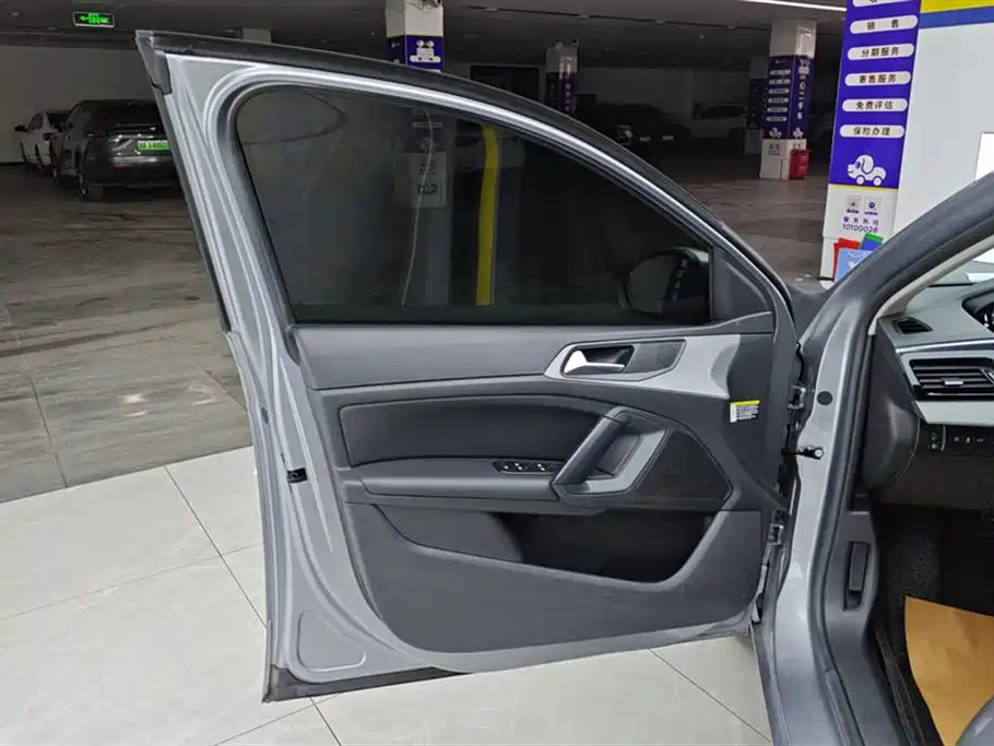 Peugeot 408 2022 1.6T Progressive Edition фото 7