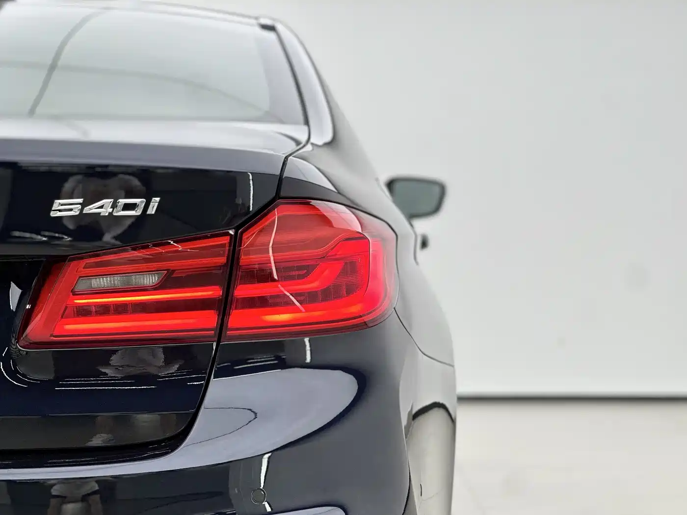 BMW 5 Series (Import) 2020 540i Style Edition M Sport Package фото 12