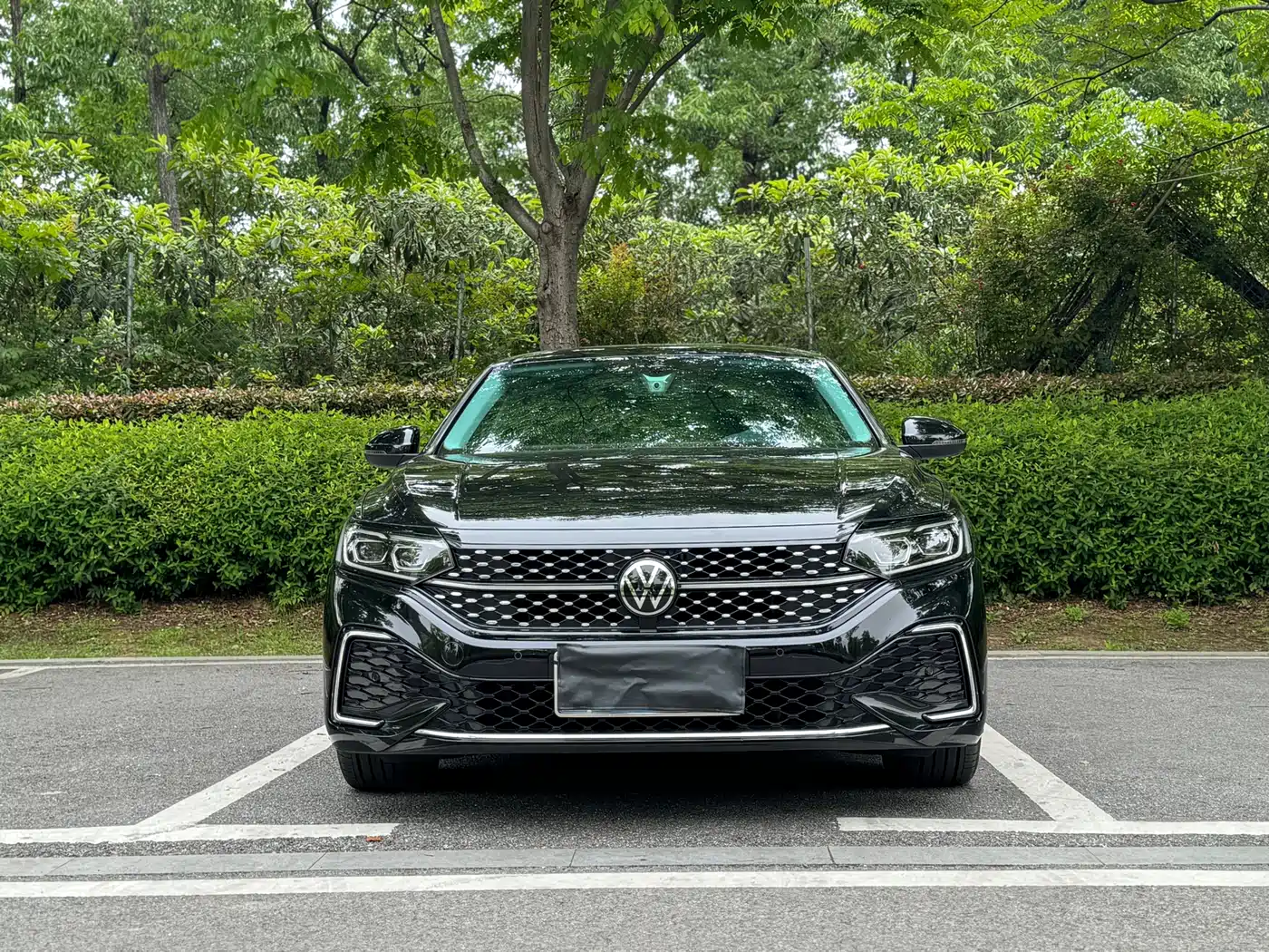 Volkswagen Passat 2022 330TSI Starlight Luxury Edition