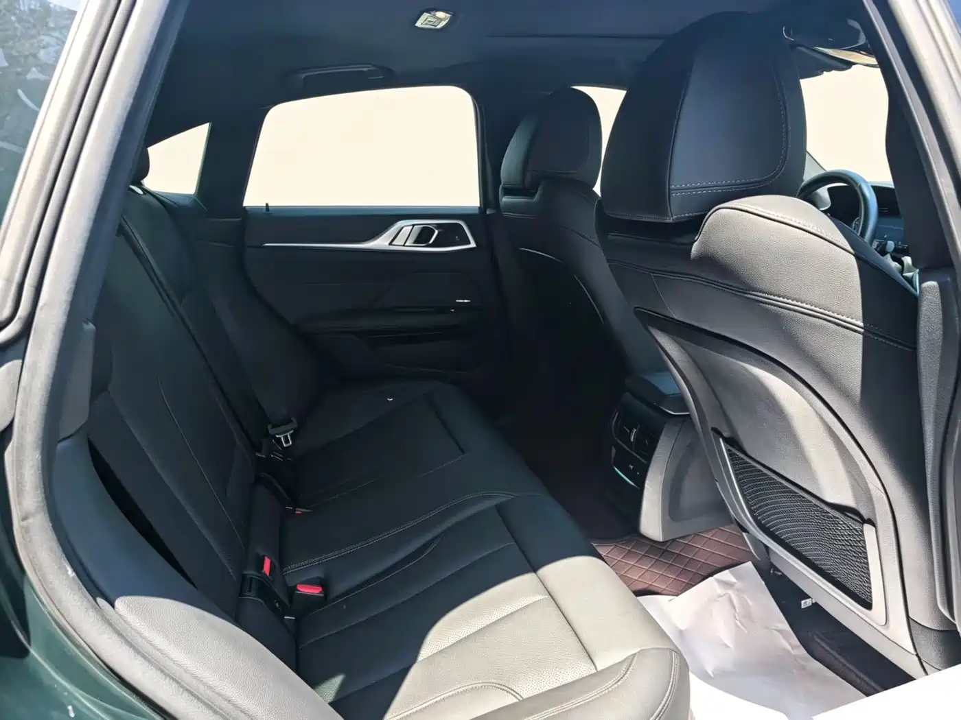 Фото 10 - BMW 4 Series
