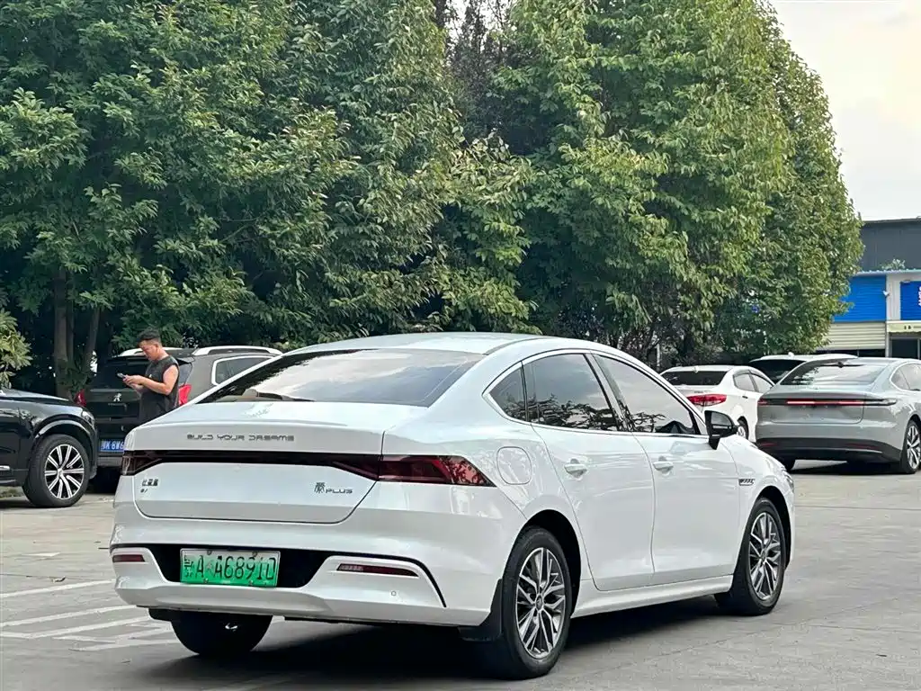 BYD Qin PLUS 2023 Champion Edition EV 510KM Leading Type фото 7