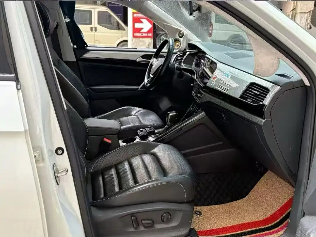 Фото 7 - Volkswagen Tayron