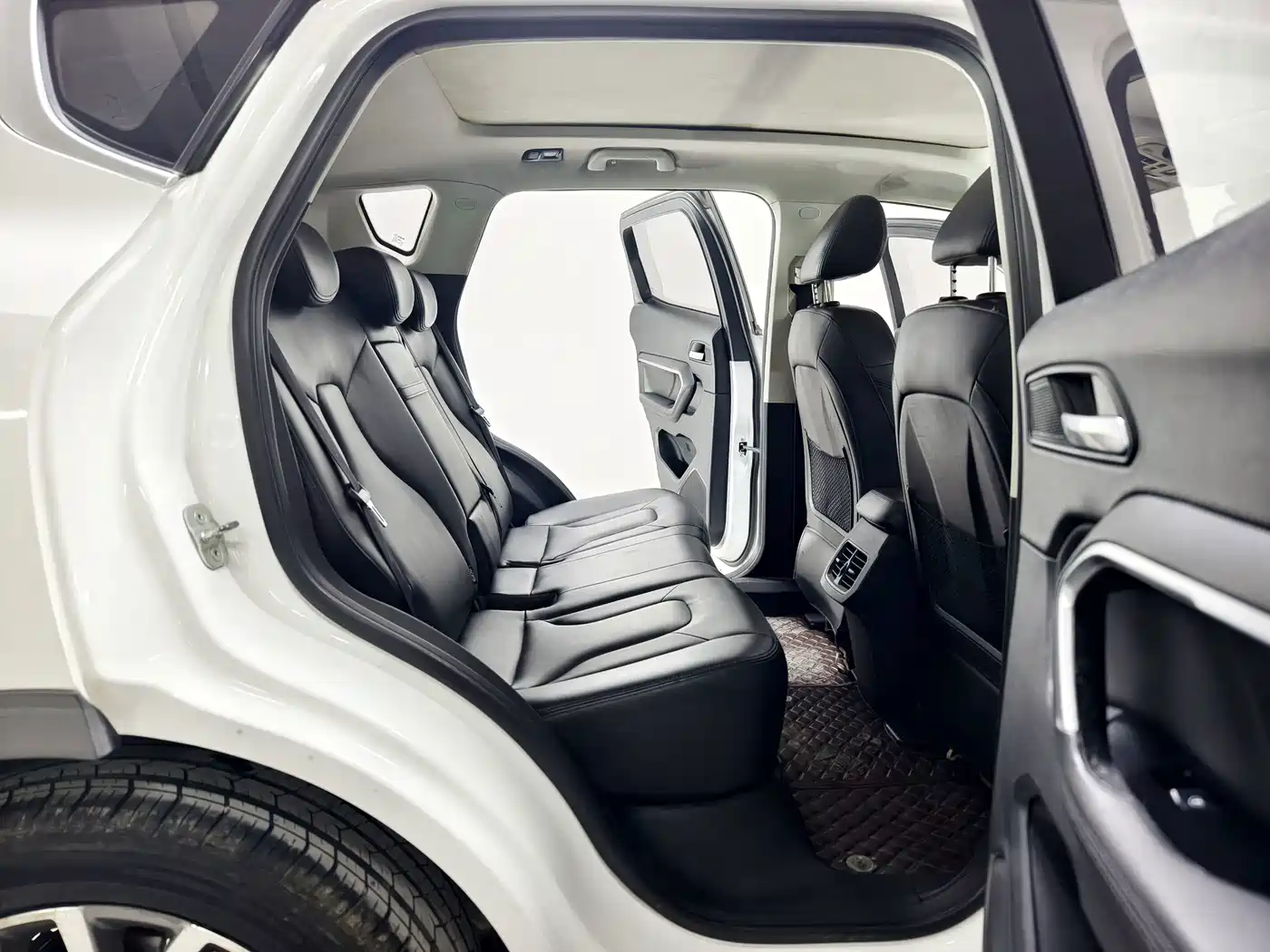 Фото 16 - Haval H6