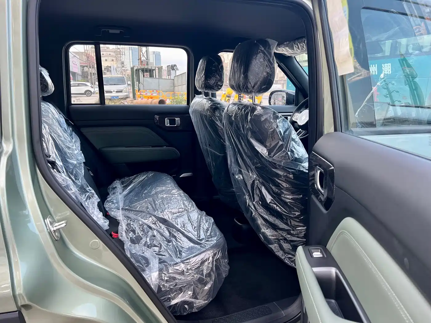 BAOJUN YUE ALSO PLUS