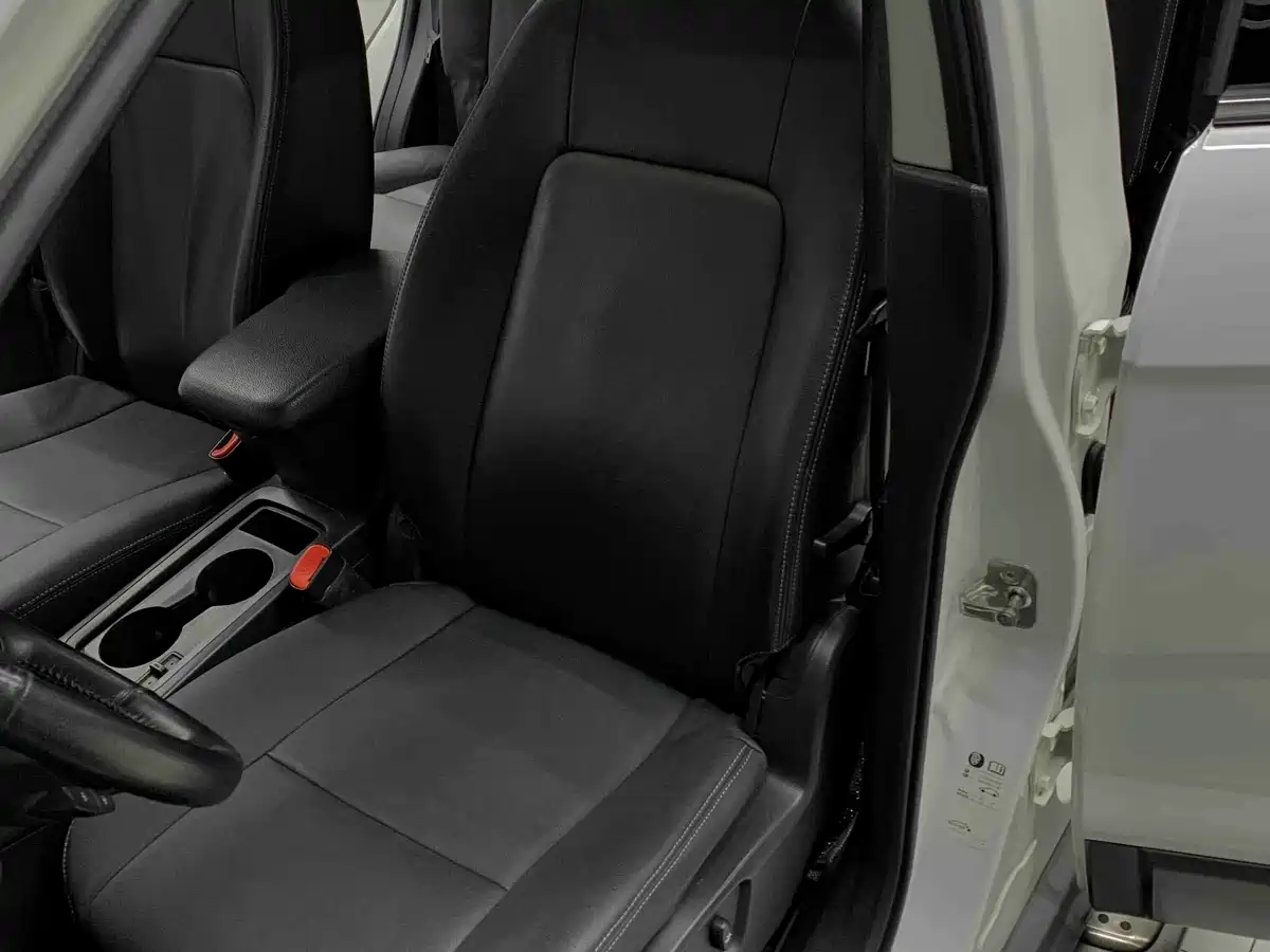 Chevrolet Captiva 2013 2014 2.4L 4WD Flagship 7-seater