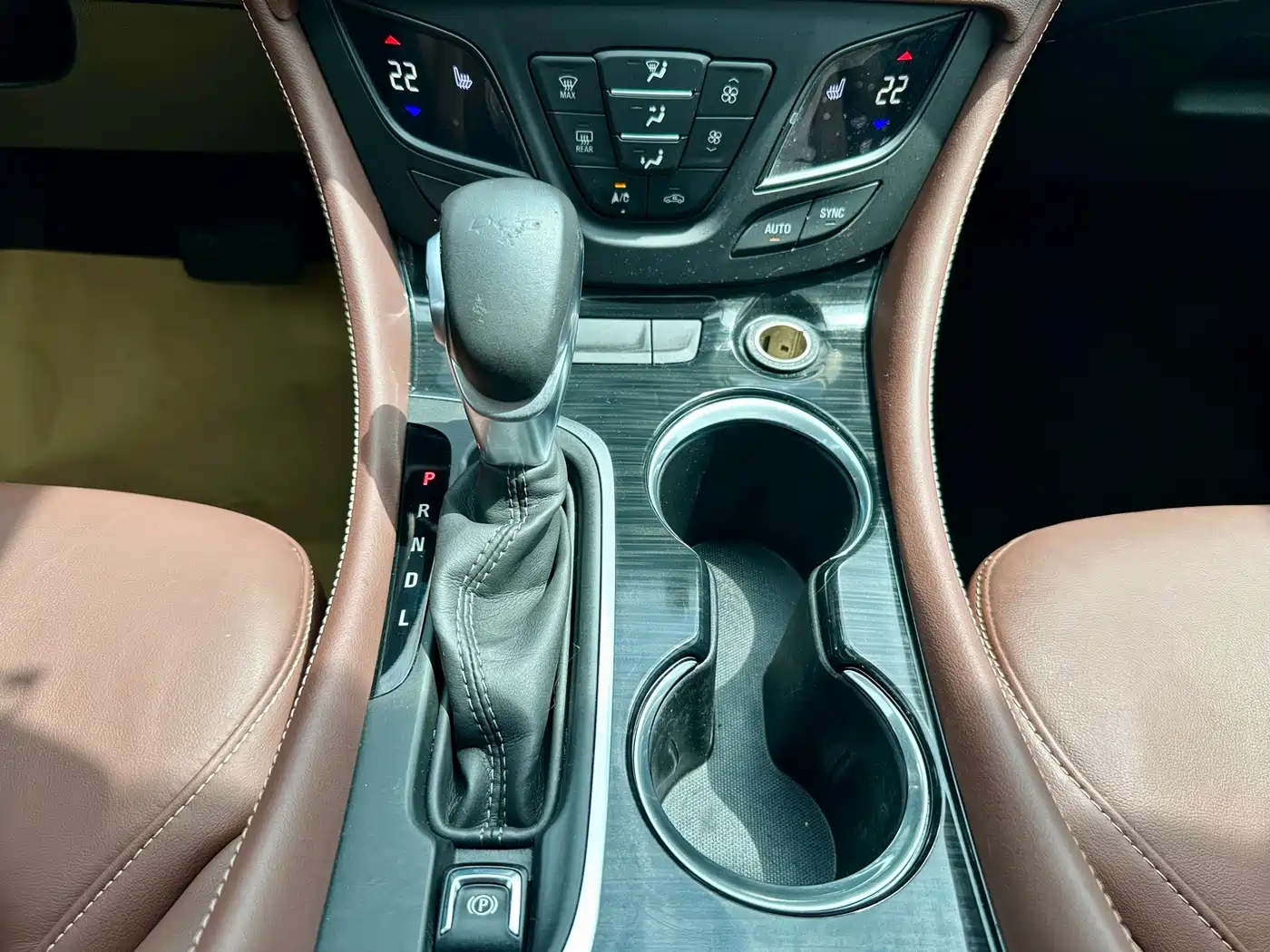 Buick Envision Plus 2019 20T FWD Luxury Model China VI фото 17