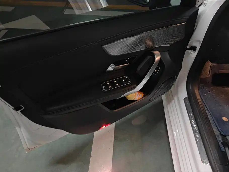 MERCEDES-BENZ A CLASS