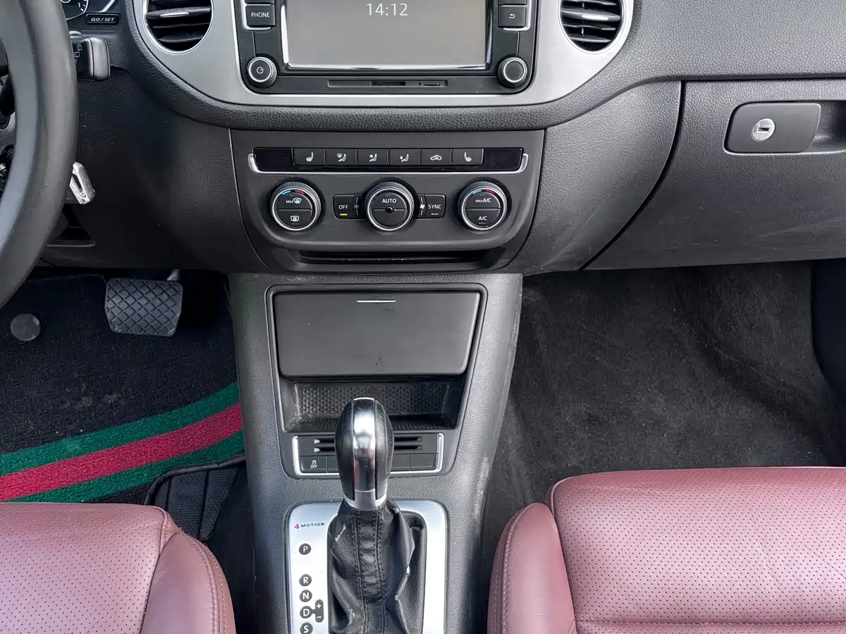 Volkswagen Tiguan 2013 1.8TSI Auto 4WD Luxury фото 11