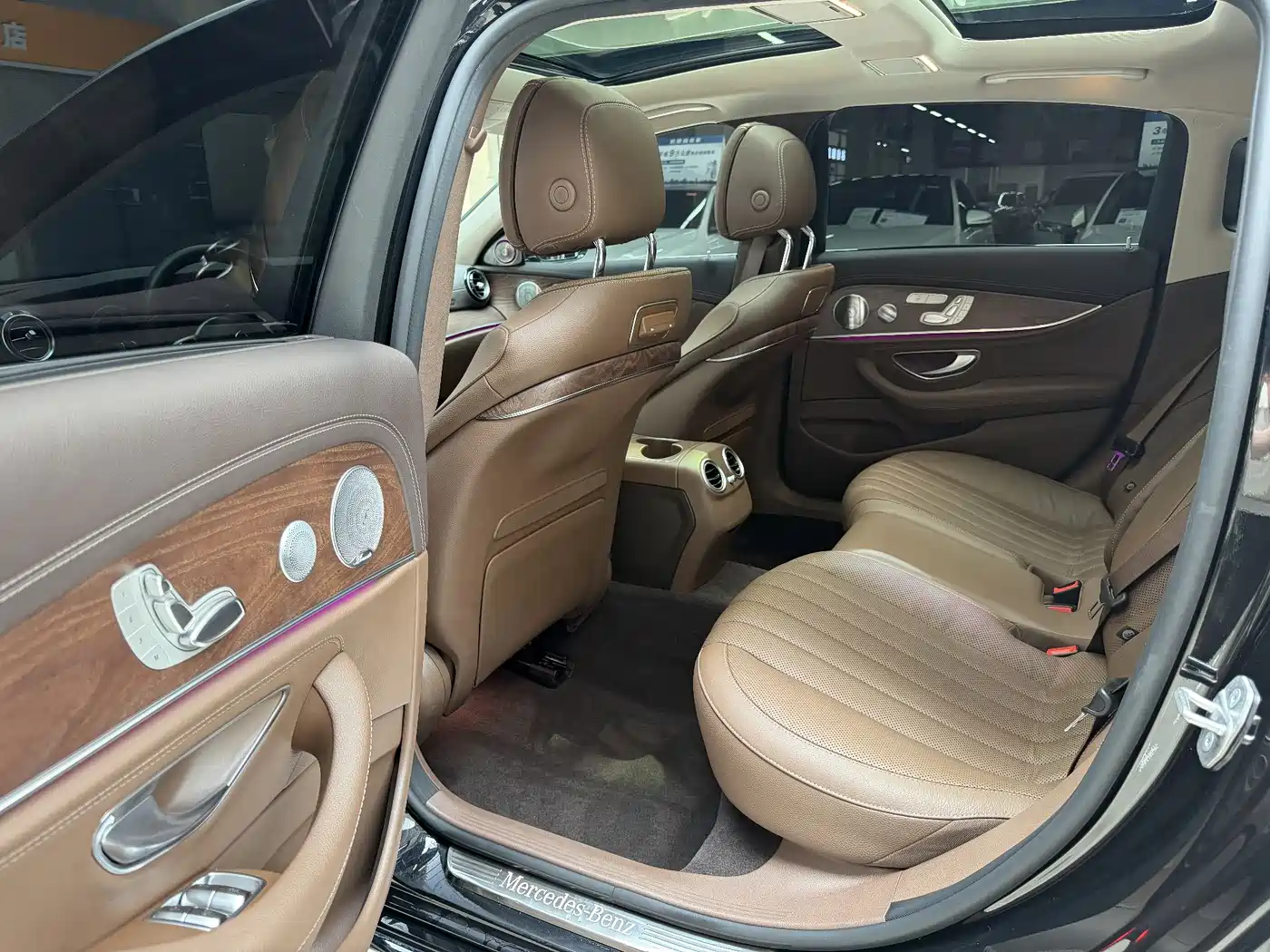 Mercedes-Benz E-Class 2020 Facelift E 300 L Exclusive фото 7