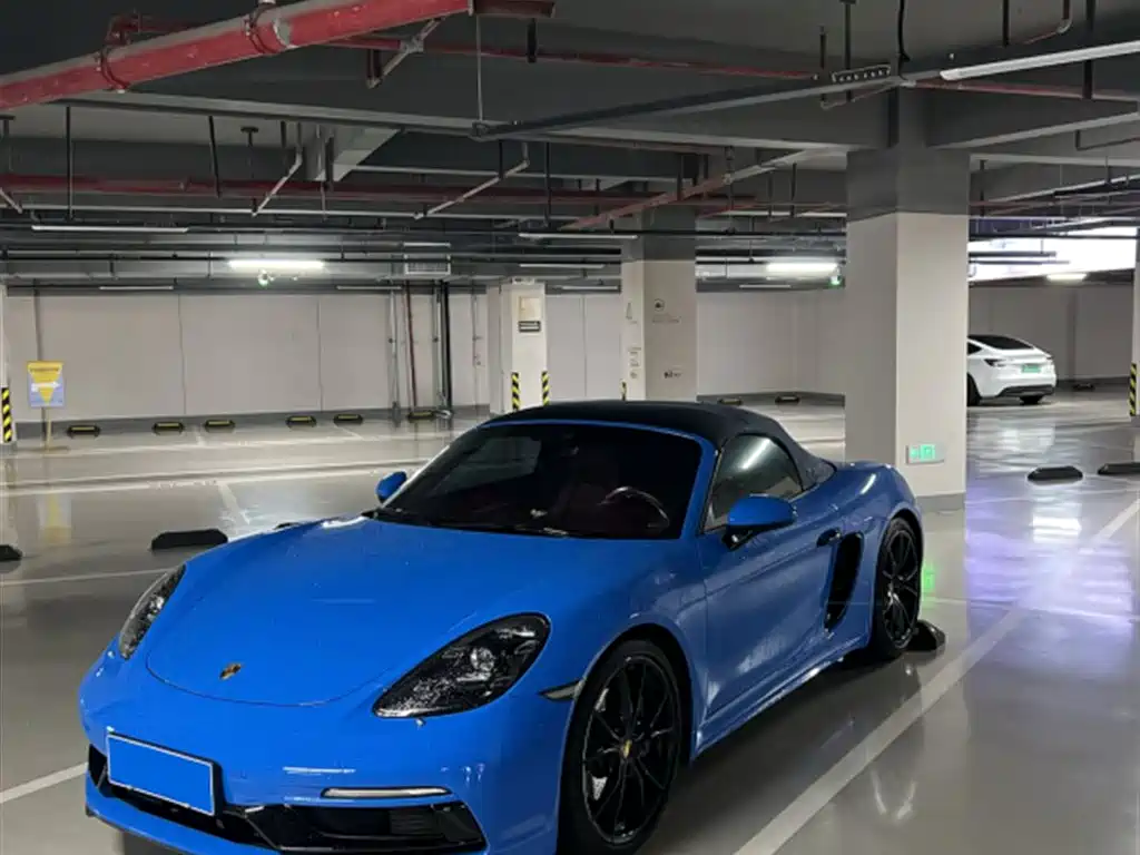 Porsche 718 2022 Boxster T 2.0T фото 2