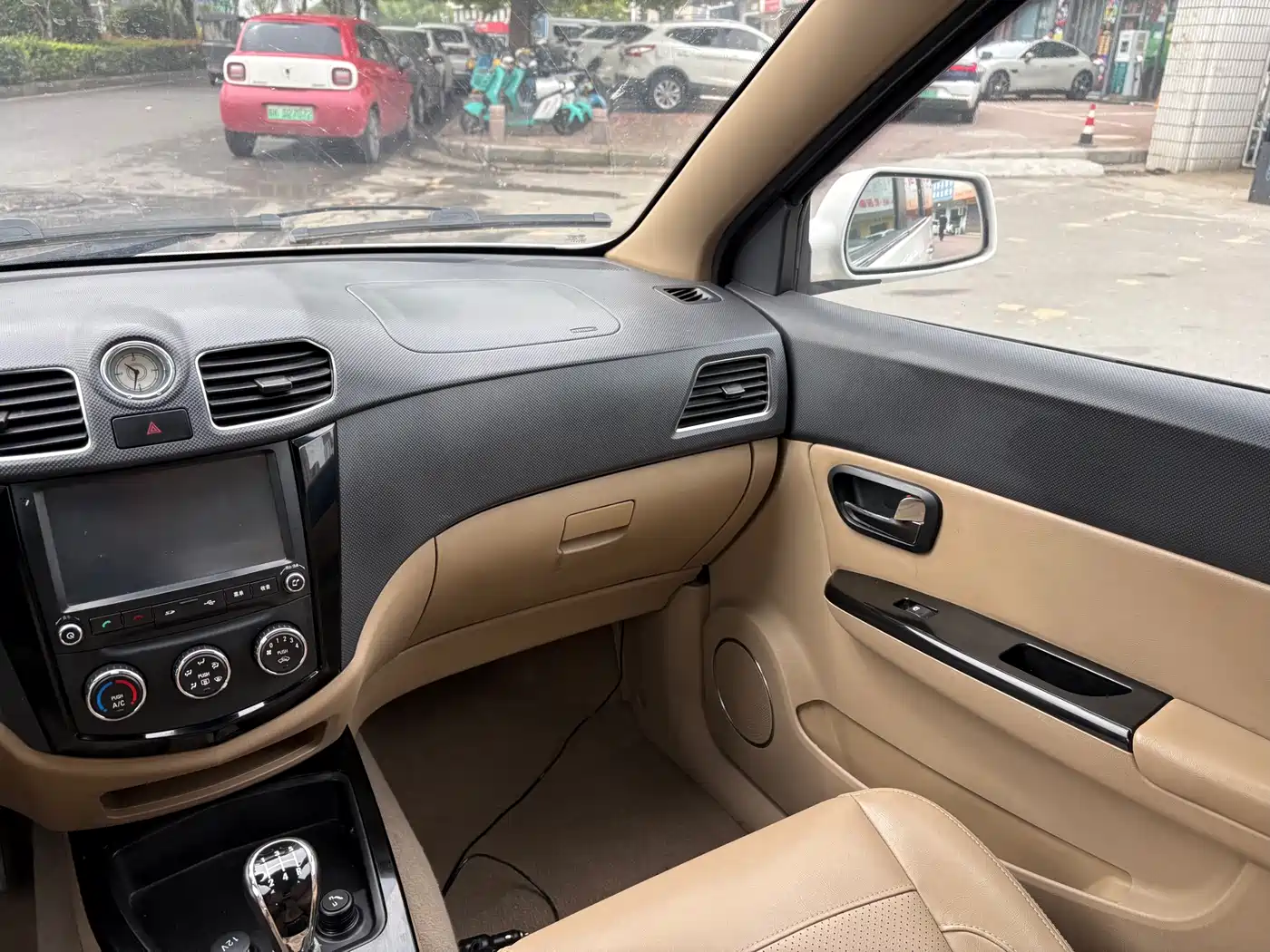 Фото 8 - Wuling Motors Wuling Hongguang