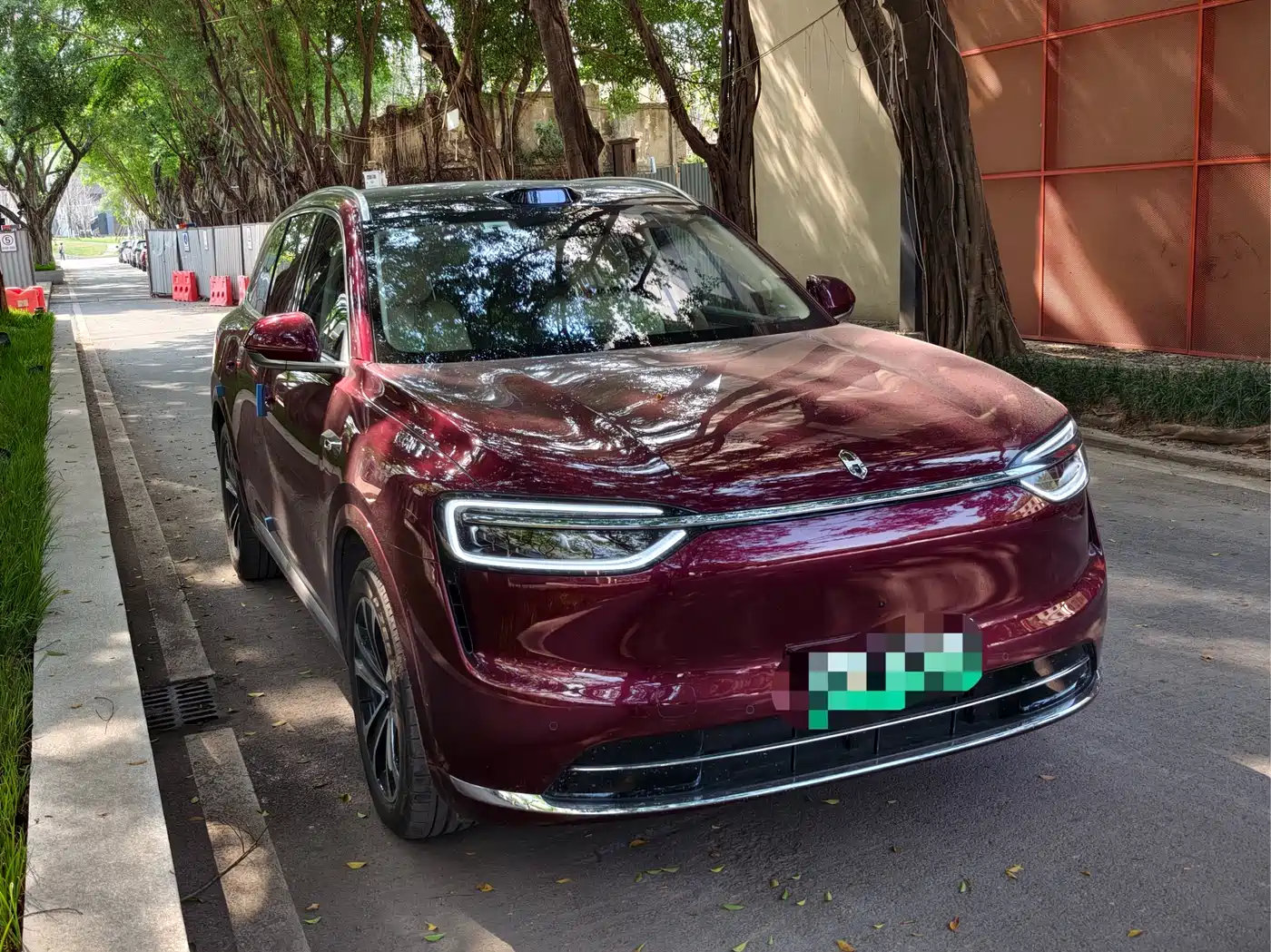 AITO Wenjie AITO M7 2026 Extended Range Max AWD 5-seater фото 2