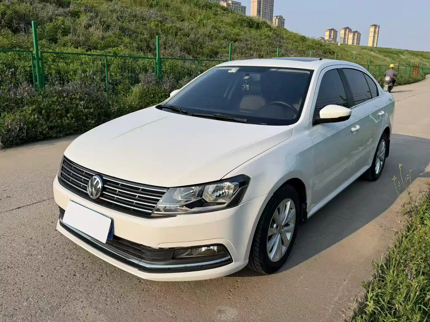 Volkswagen Lavida 2017 1.6L Automatic Comfort Edition