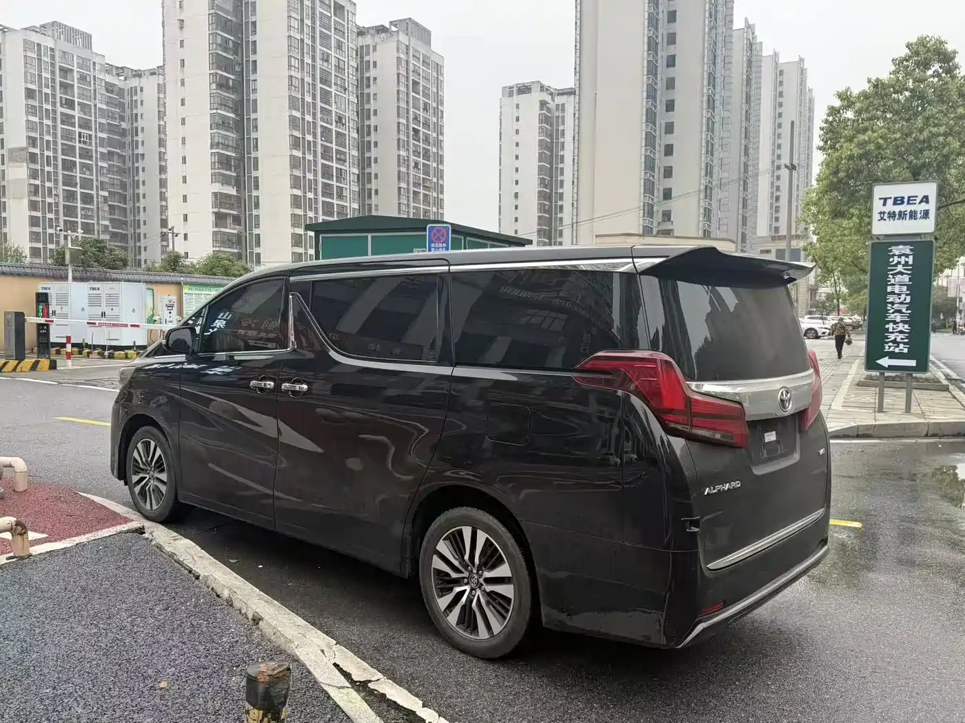 Toyota Alphard 2018 Facelift 3.5L Luxury Edition фото 5