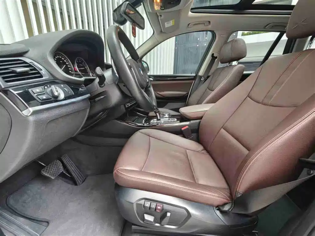 BMW X3 (Import) 2014 xDrive20i X Design Package фото 17