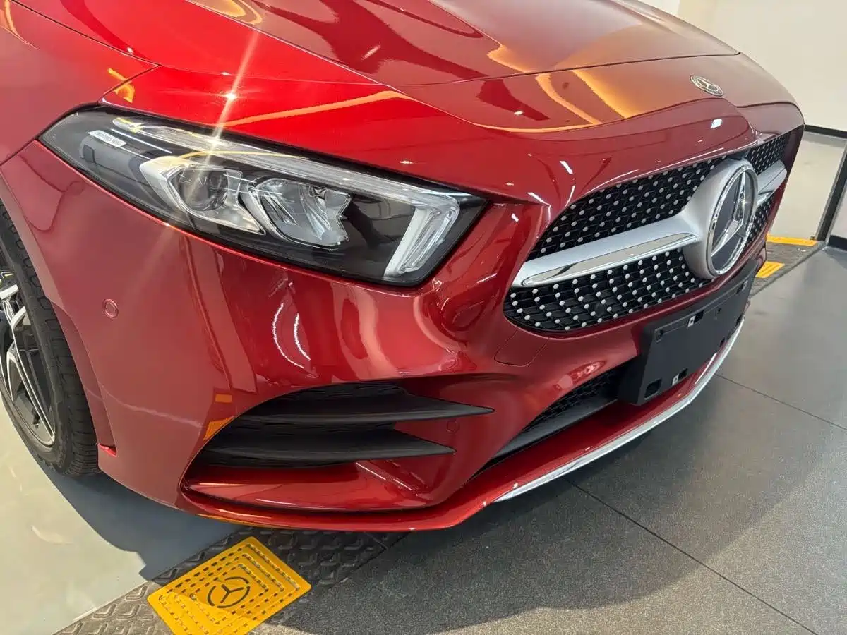 Mercedes-Benz A-Class 2019 A 200 L Sport Sedane Pioneer Special Edition фото 3
