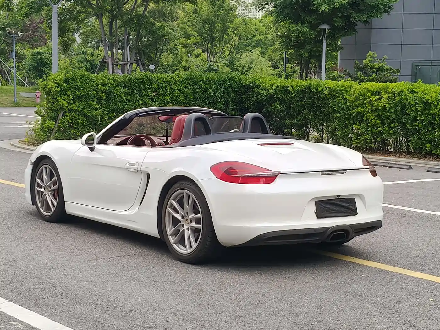 Porsche Boxster 2015 Boxster Style Edition 2.7L фото 21