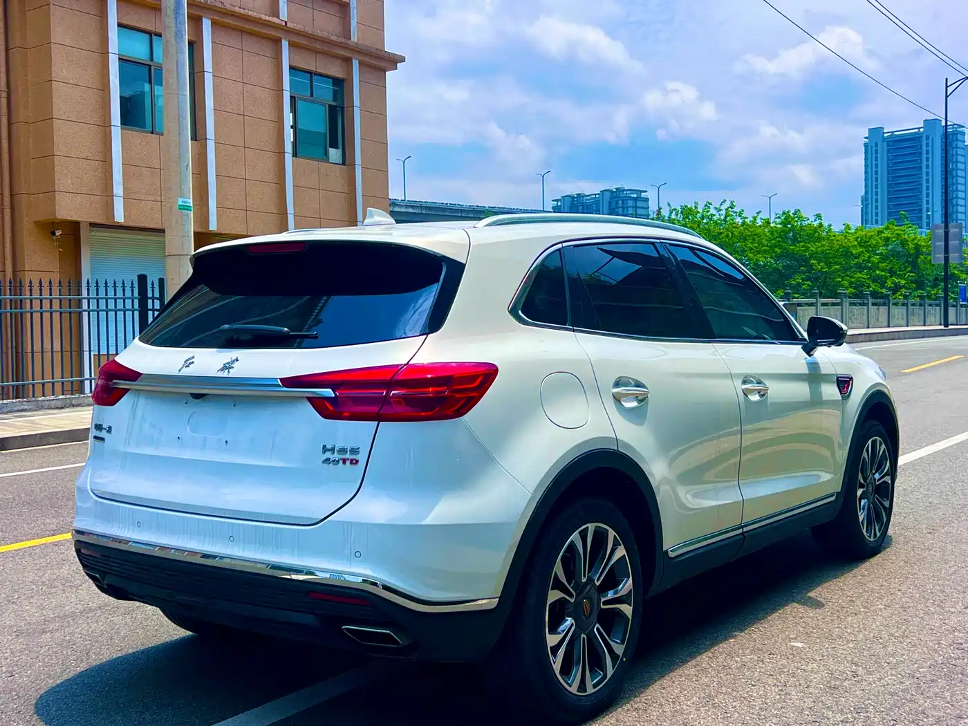 Hongqi HS5 2019 2.0T Smart Connect Enjoy 4WD Edition фото 9