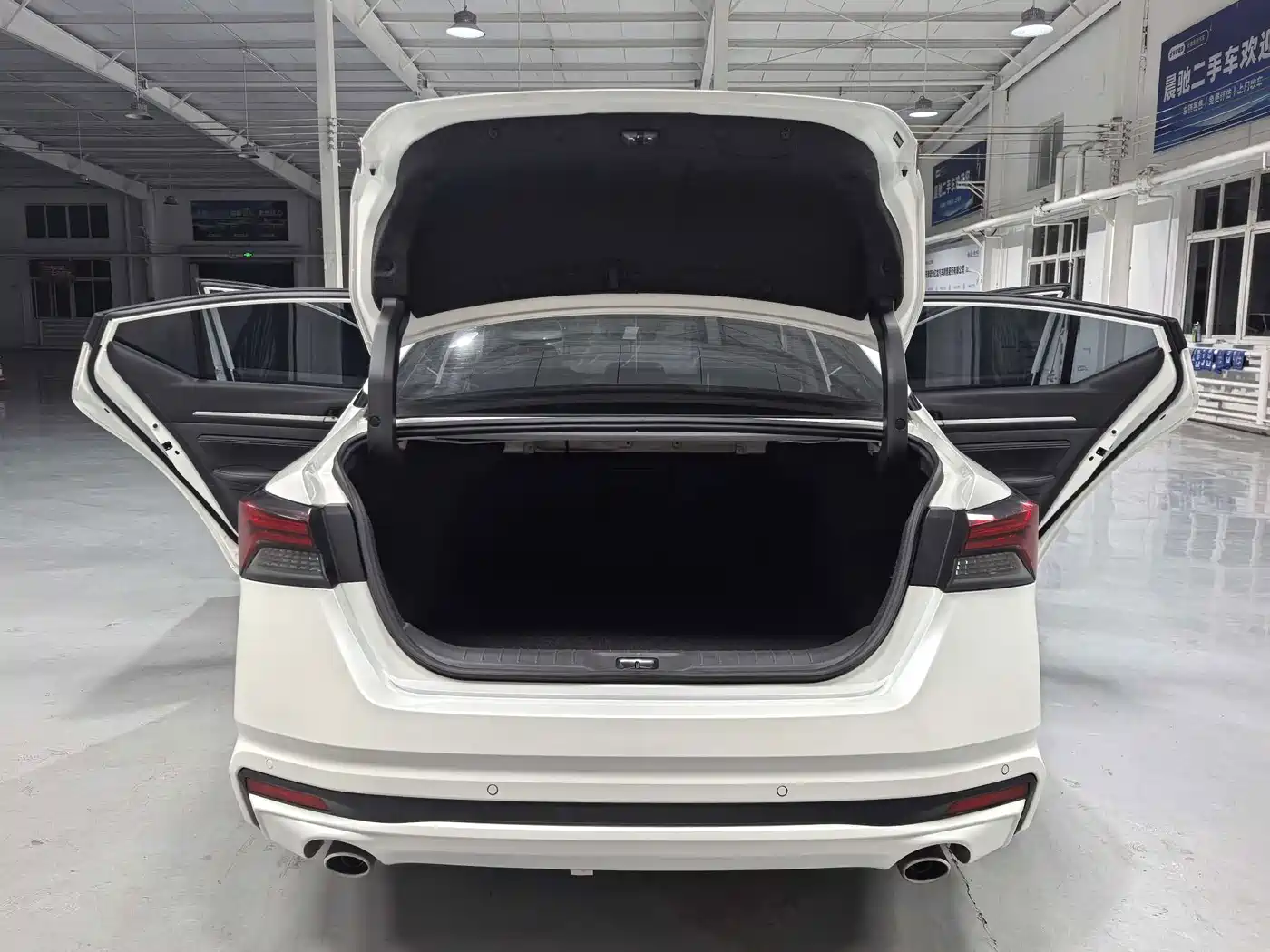 Nissan Teana 2025 2022 2.0L XL-TLS Comfort Edition