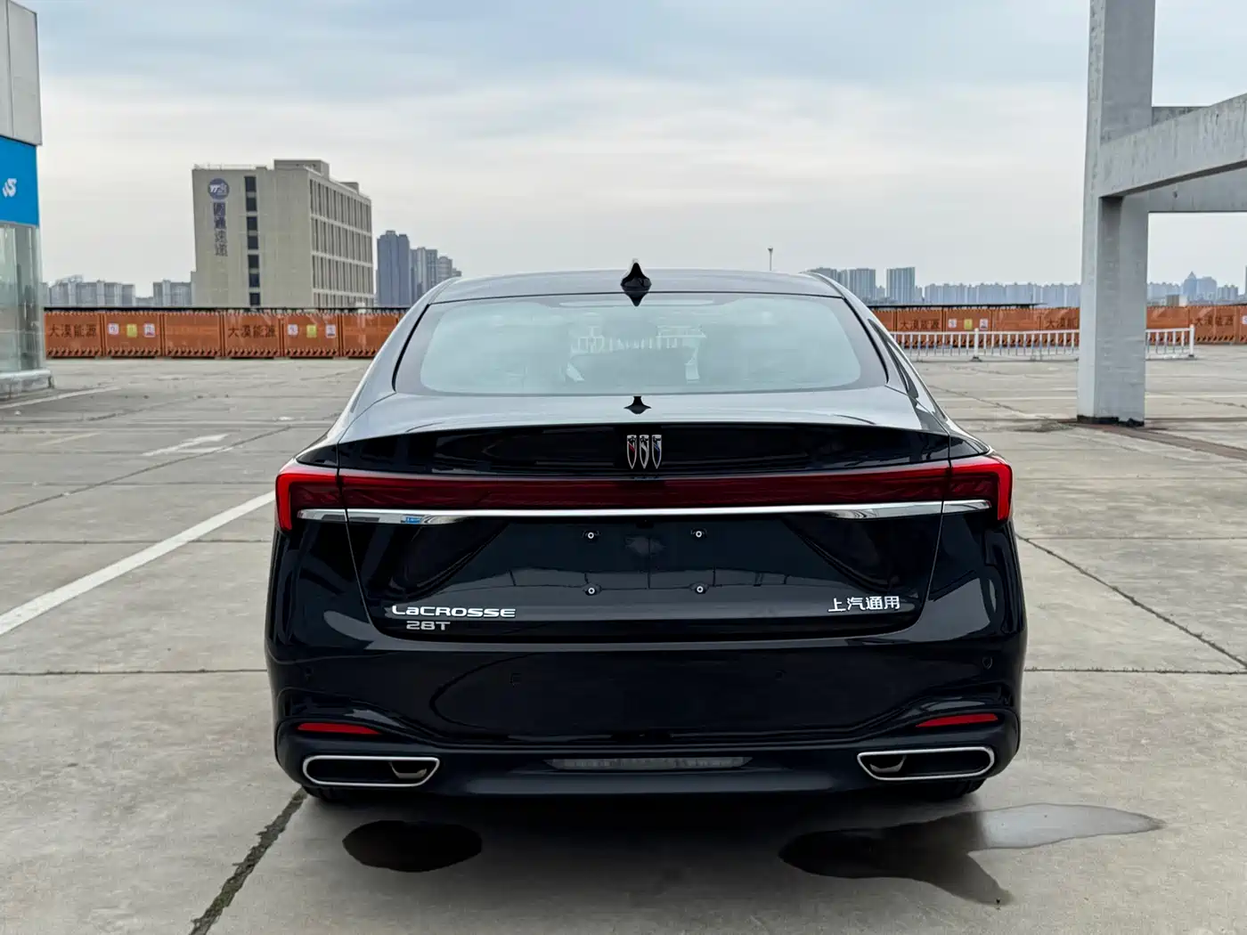 Buick LaCrosse 2025 Model 28T Platinum Edition фото 7