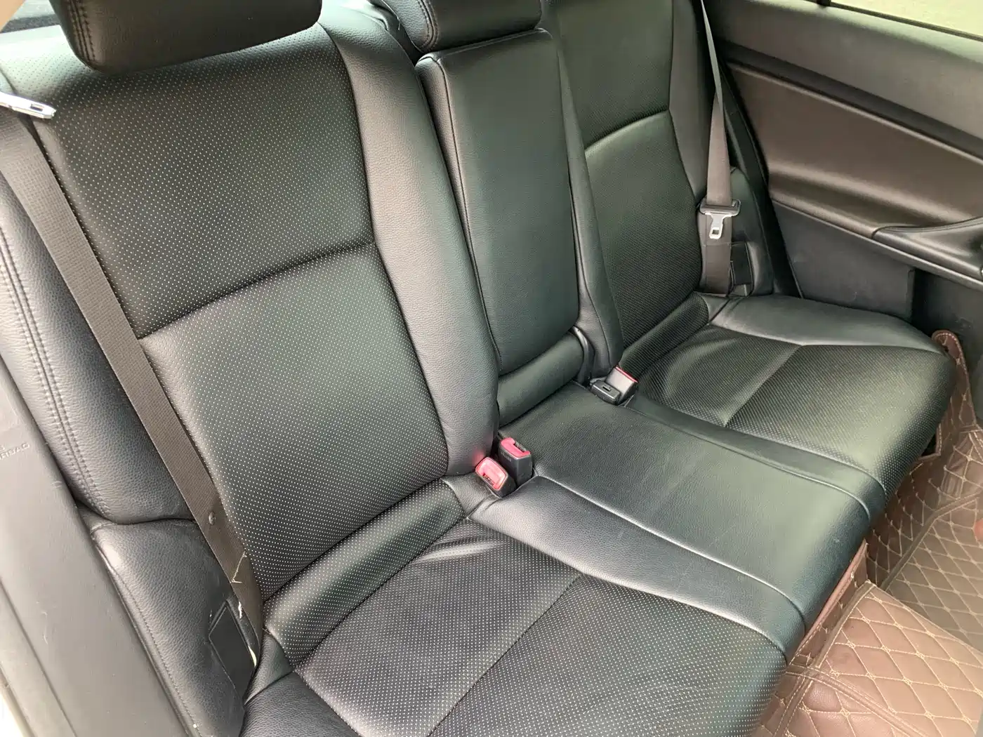 Toyota Reiz 2013 2.5V Premium Edition фото 27