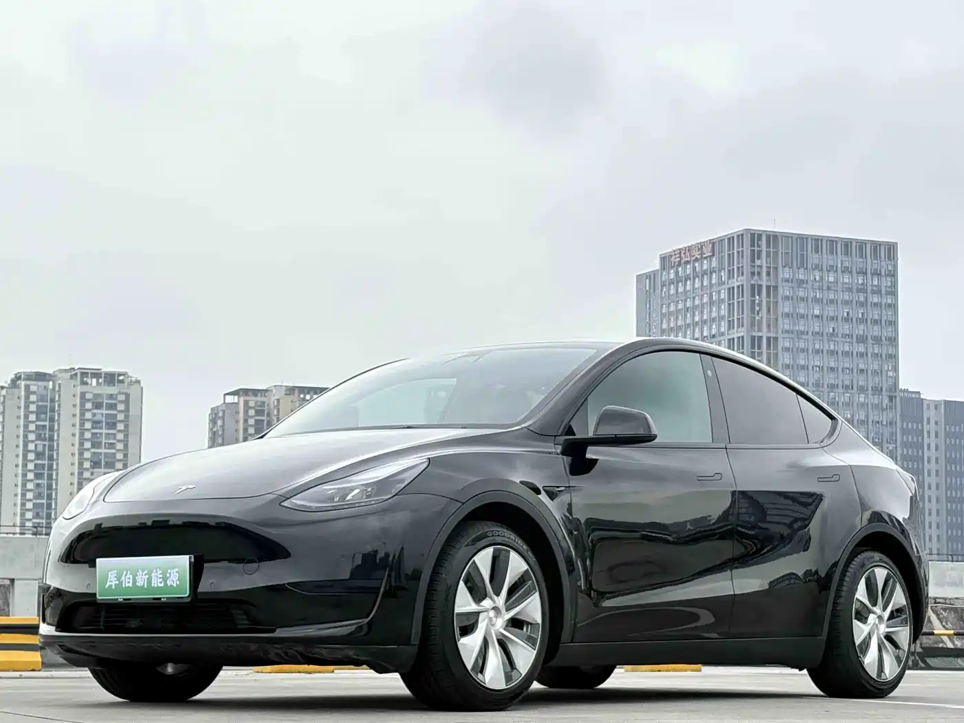 Tesla Model Y 2022 Rear-Wheel Drive Version
