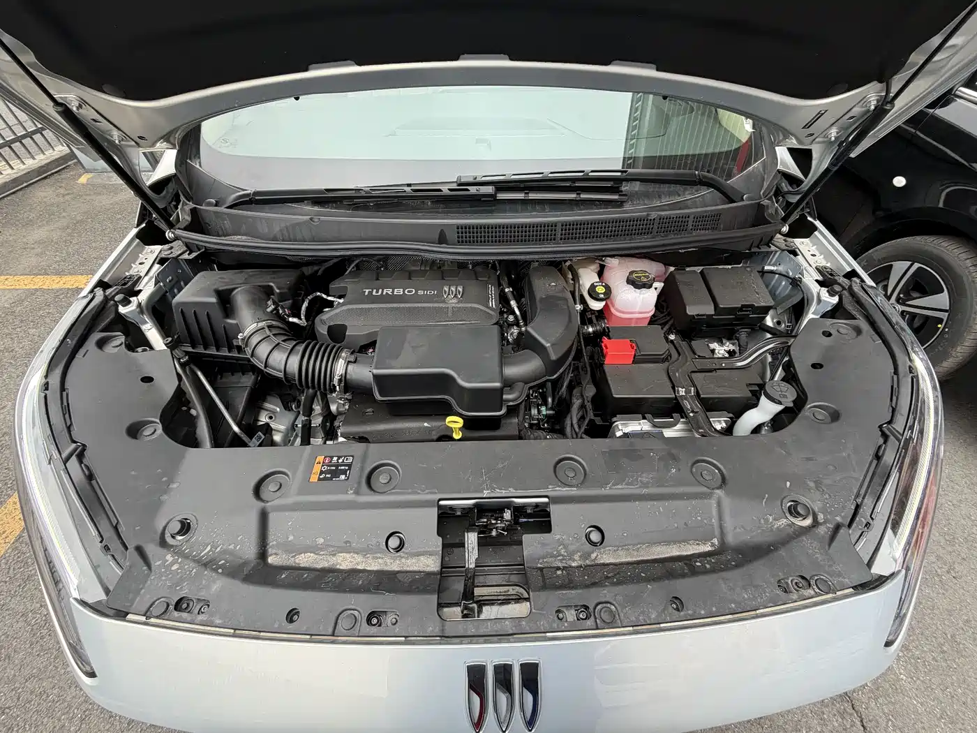 Buick GL8 New Energy 2025 Landprestige First Edition 7-Seater фото 9