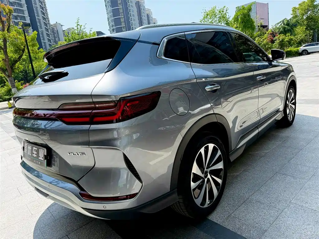 BYD Song PLUS PHEV 2024 Glory Edition DM-i 110km Flagship PLUS фото 6
