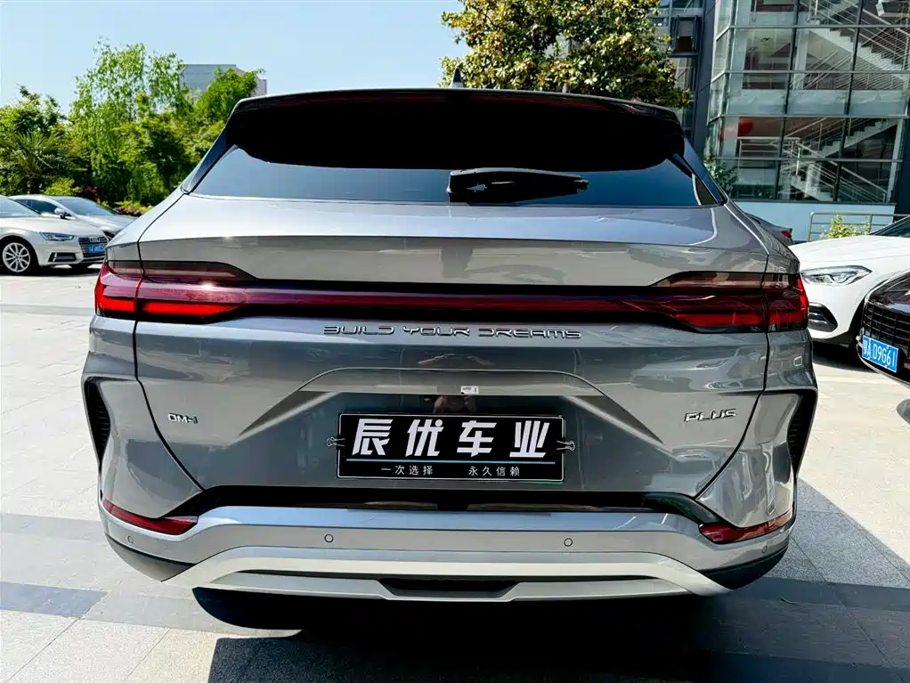 BYD Song PLUS PHEV 2024 Glory Edition DM-i 110km Flagship PLUS фото 4