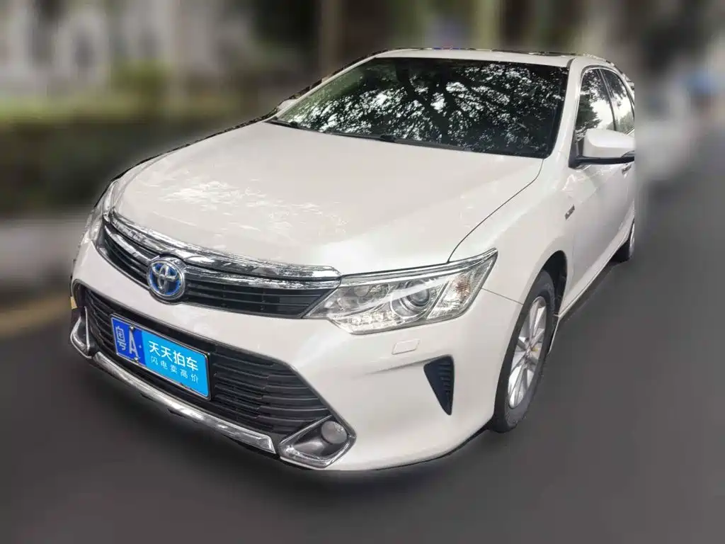 Toyota Camry 2015 2015 Dual Engine 2.5HG Luxury Navigation Edition