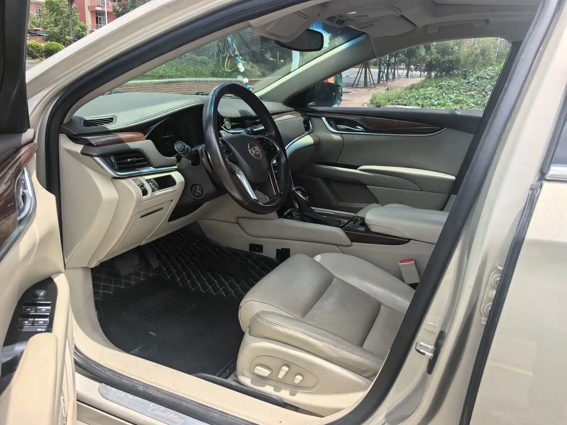 Фото 10 - Cadillac XTS