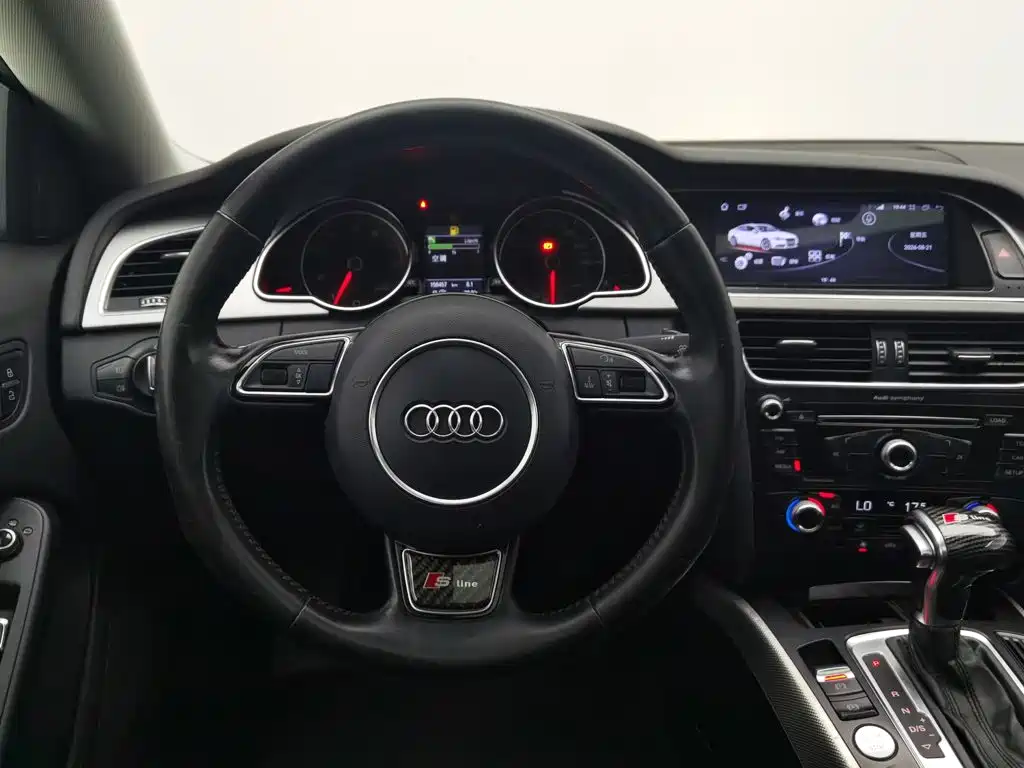 Фото 11 - Audi A5 (Import)