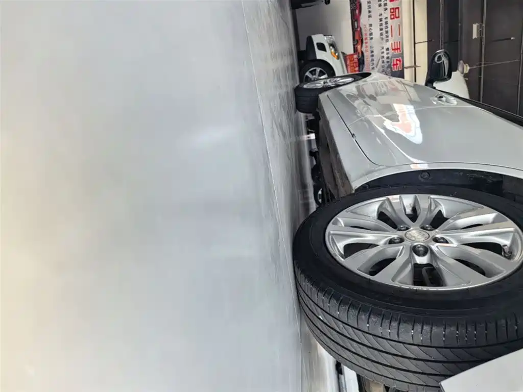 Фото 22 - Buick Excelle