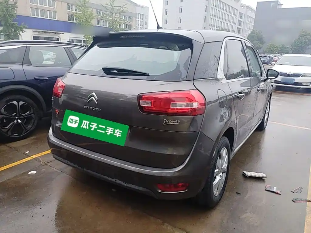 Фото 7 - Citroën C4 Picasso