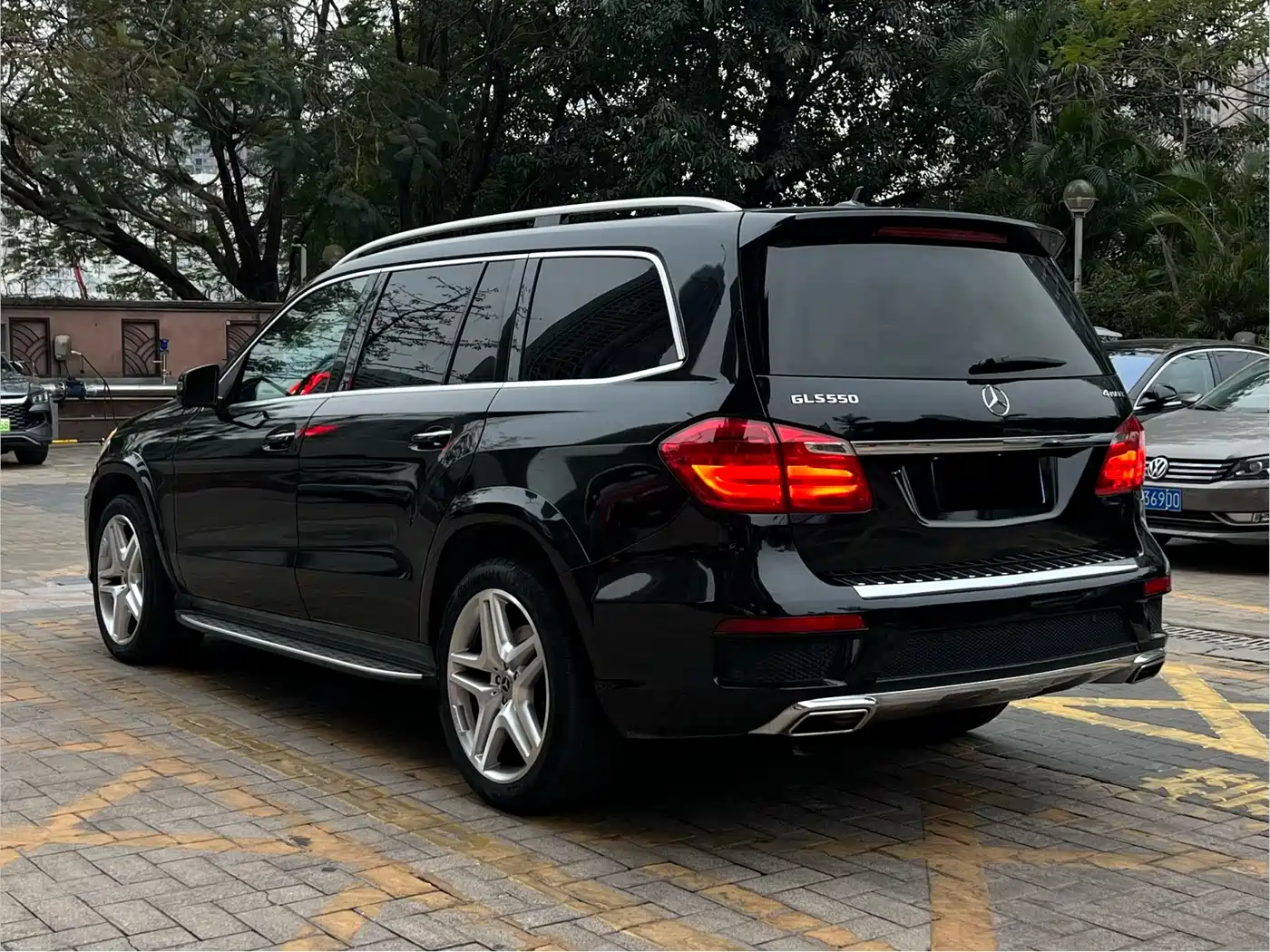Mercedes-Benz GL-Class фото 9