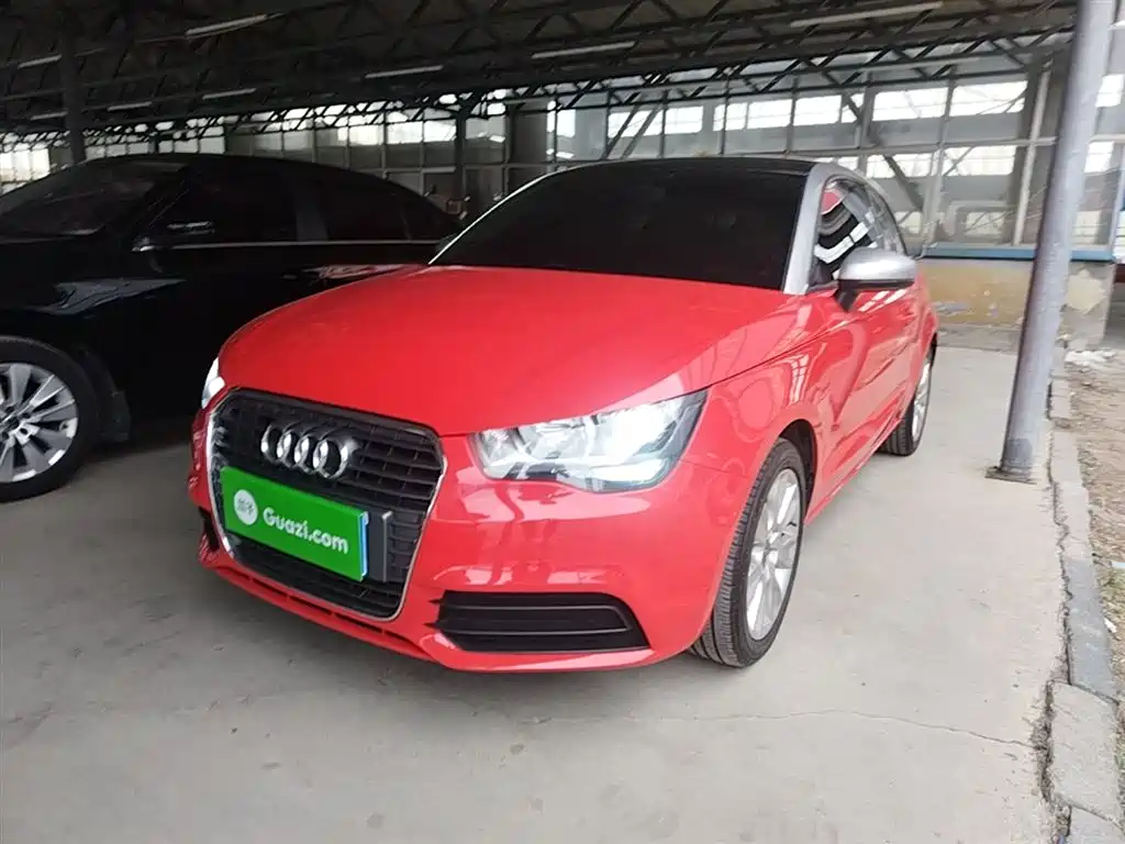 Audi A1 2014 30 TFSI Fashion фото 2
