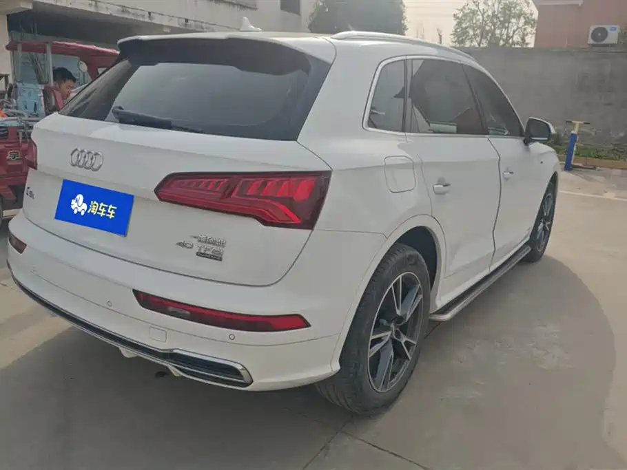 AUDI Q5L