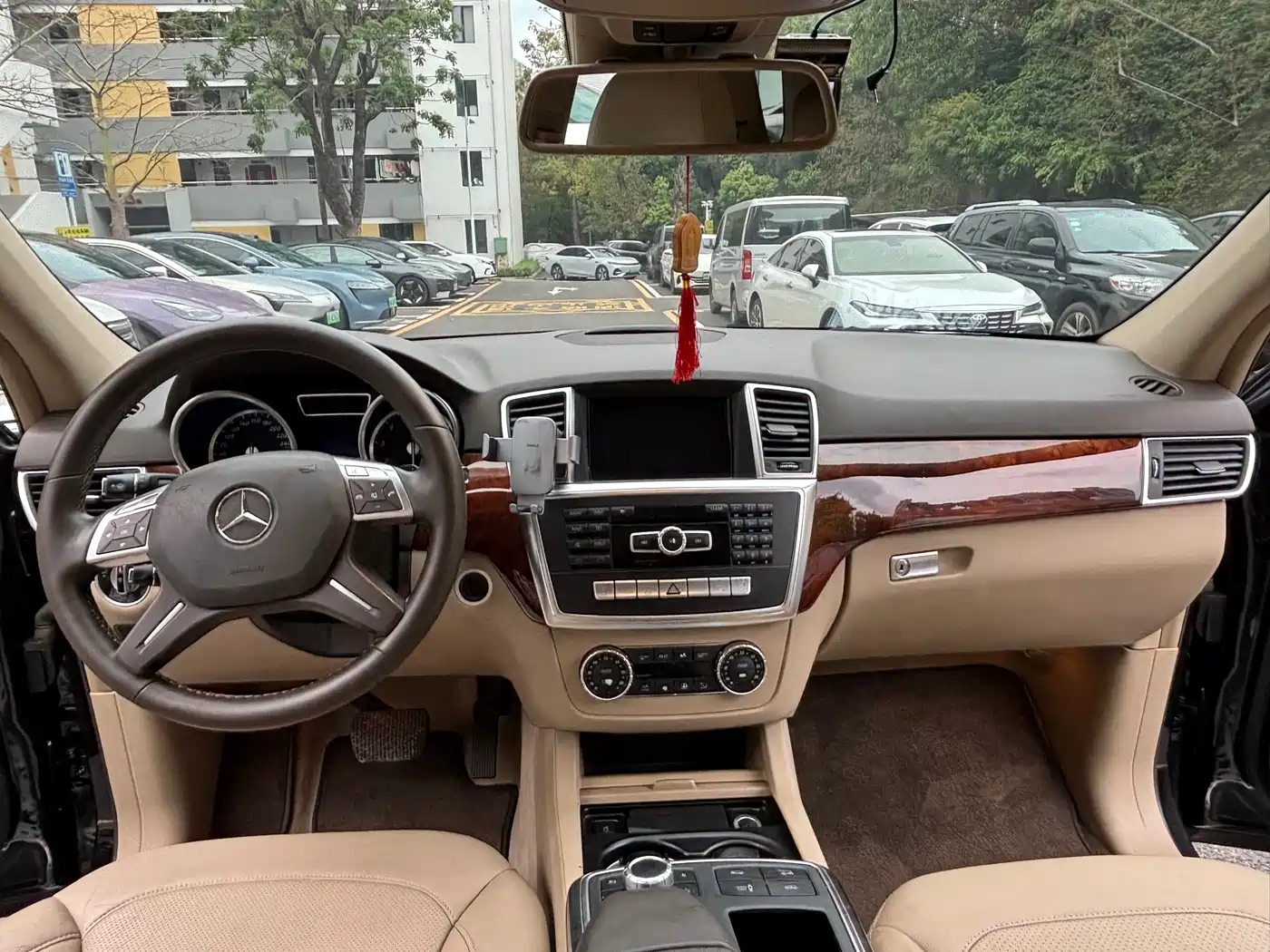 Mercedes-Benz M-Class 2012 Model ML 350 Luxury фото 8