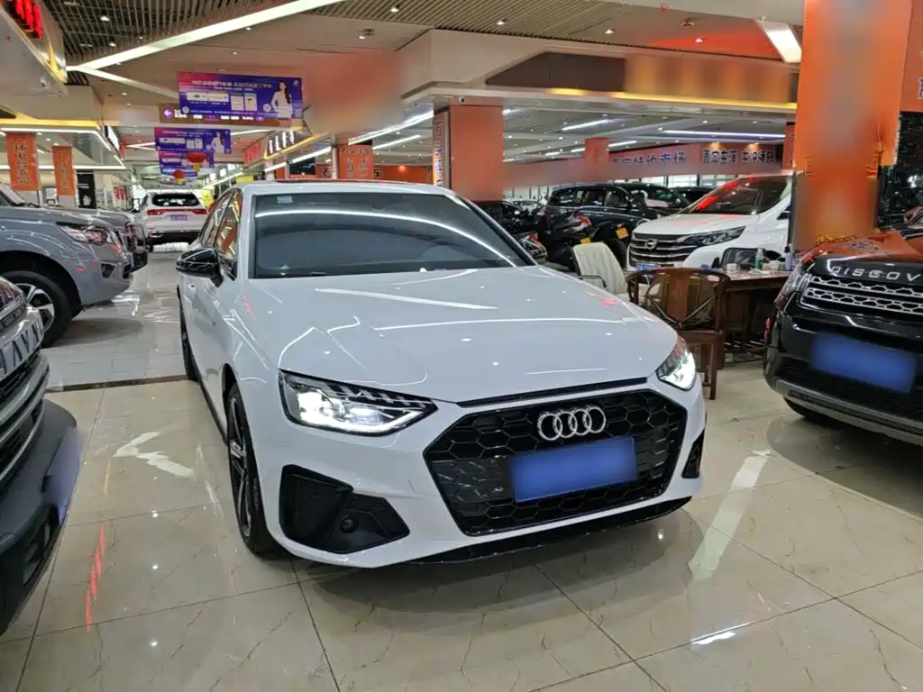Audi A4L 2025 2024 40 TFSI Luxury Dynamic