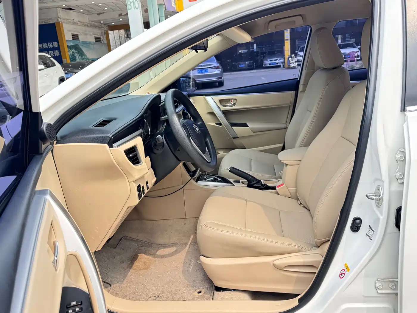 Toyota Corolla 2017 1.2T CVT GL фото 4