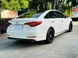 Photo 9 - Hyundai Sonata