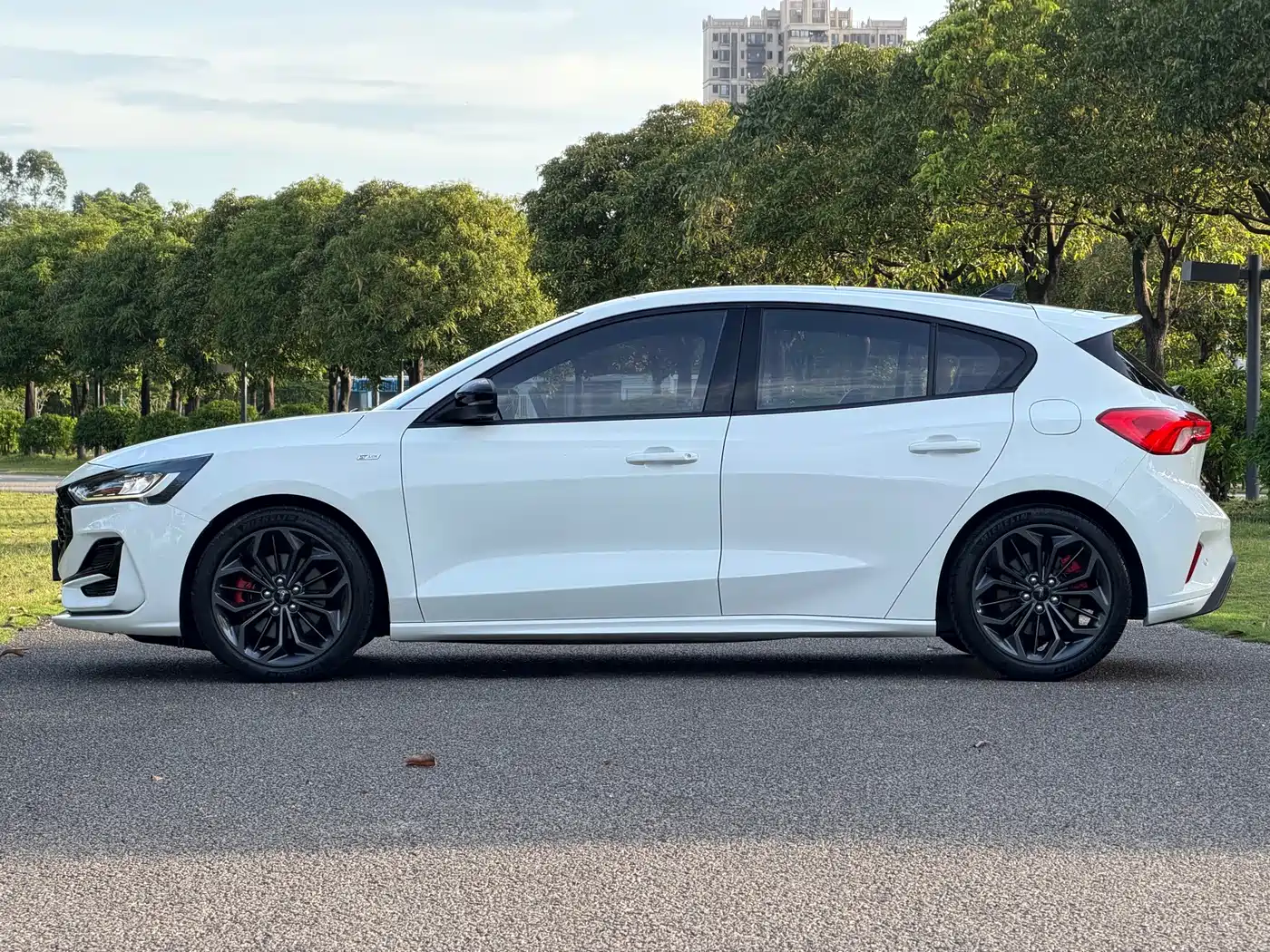 Фото 5 - Ford Focus