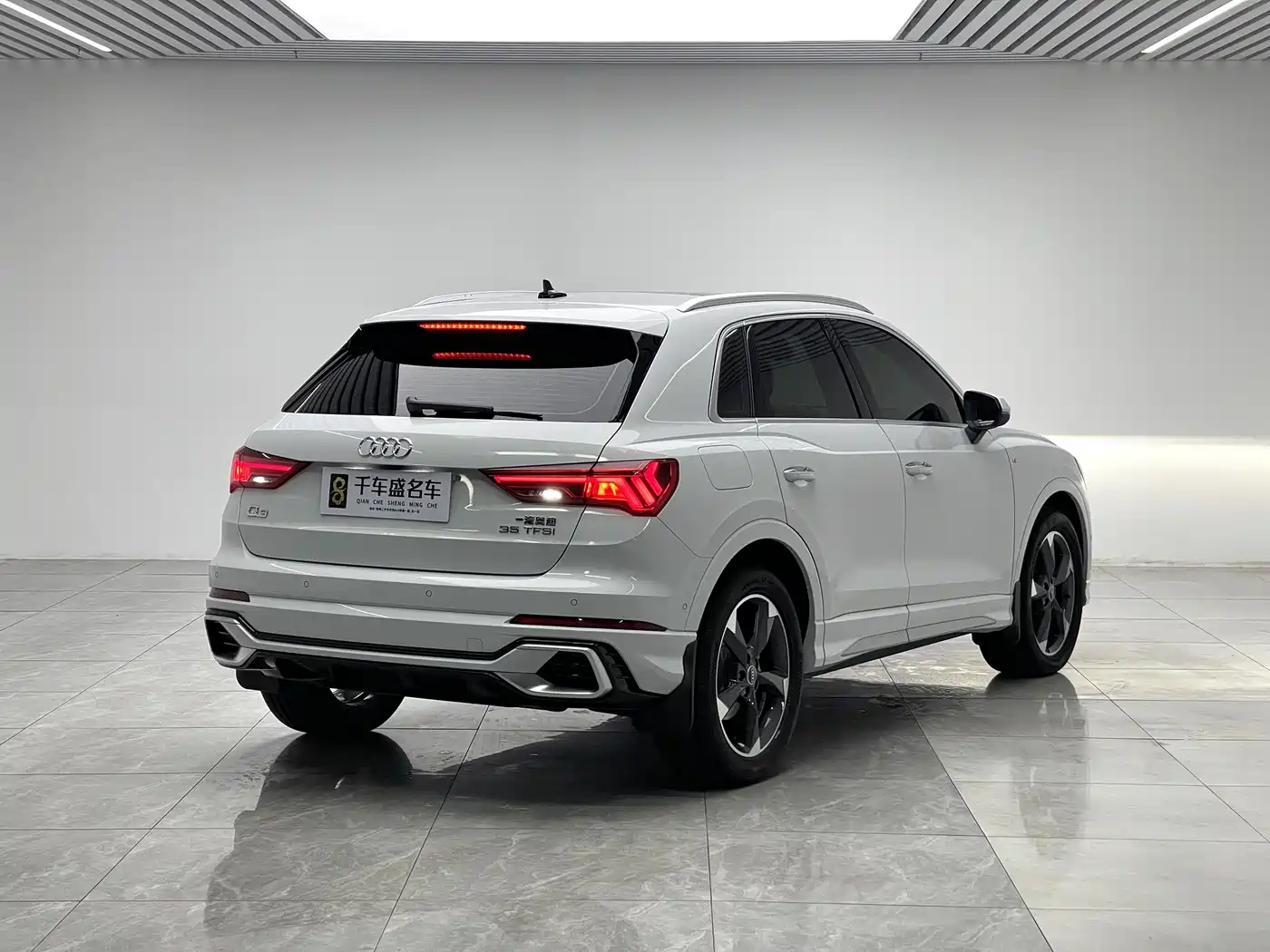 Audi Q3 2024 35 TFSI Fashion Sport фото 6