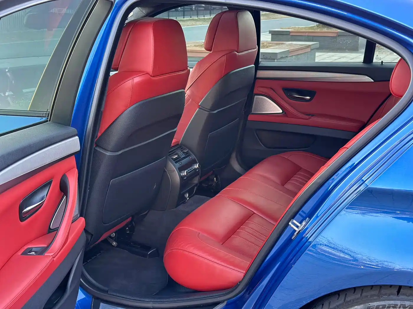 BMW M5 2014 M5 фото 11