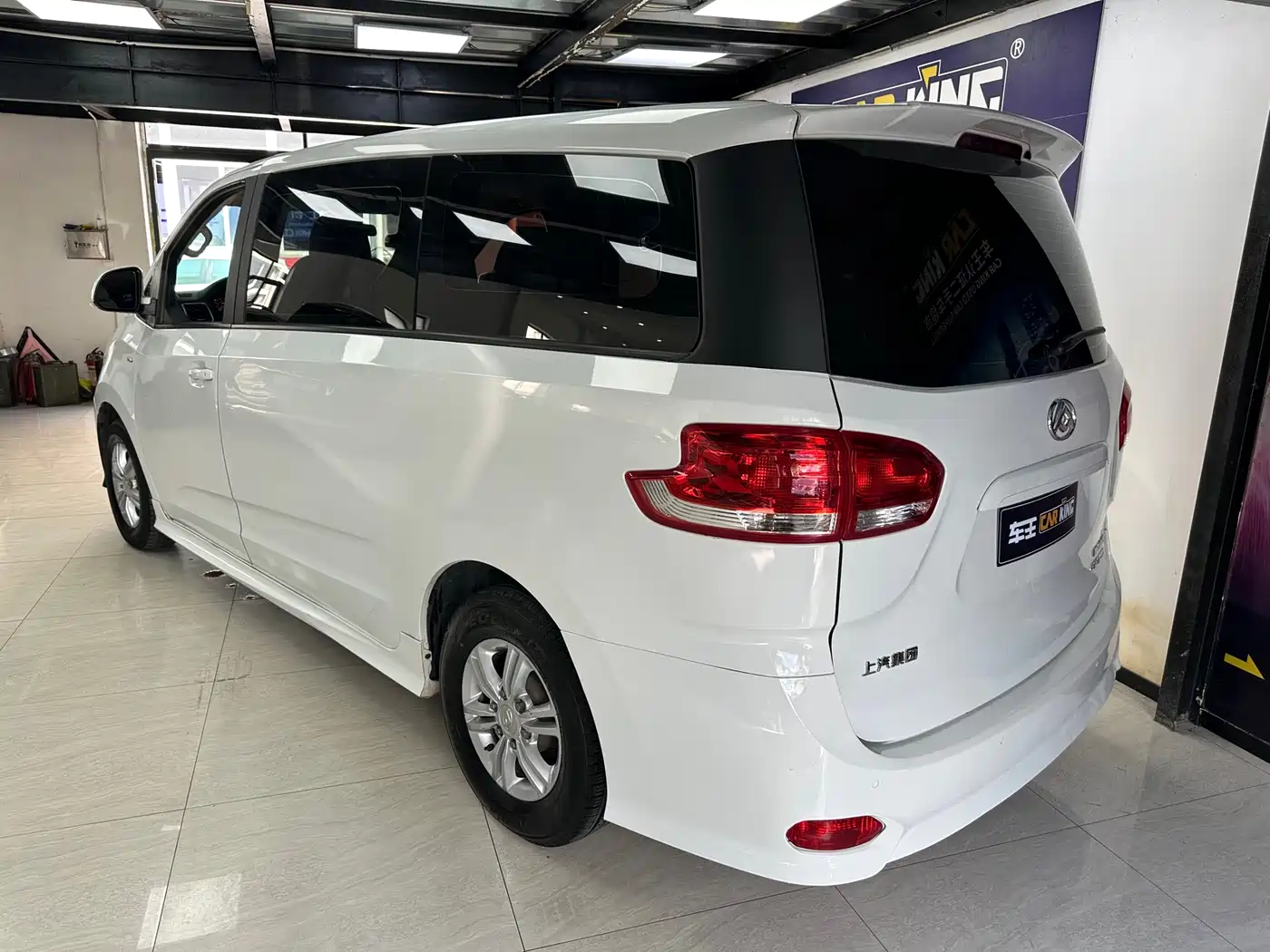 SAIC Maxus Maxus G10 2019 Facelift PLUS 2.0T Automatic Elite Edition China VI фото 12