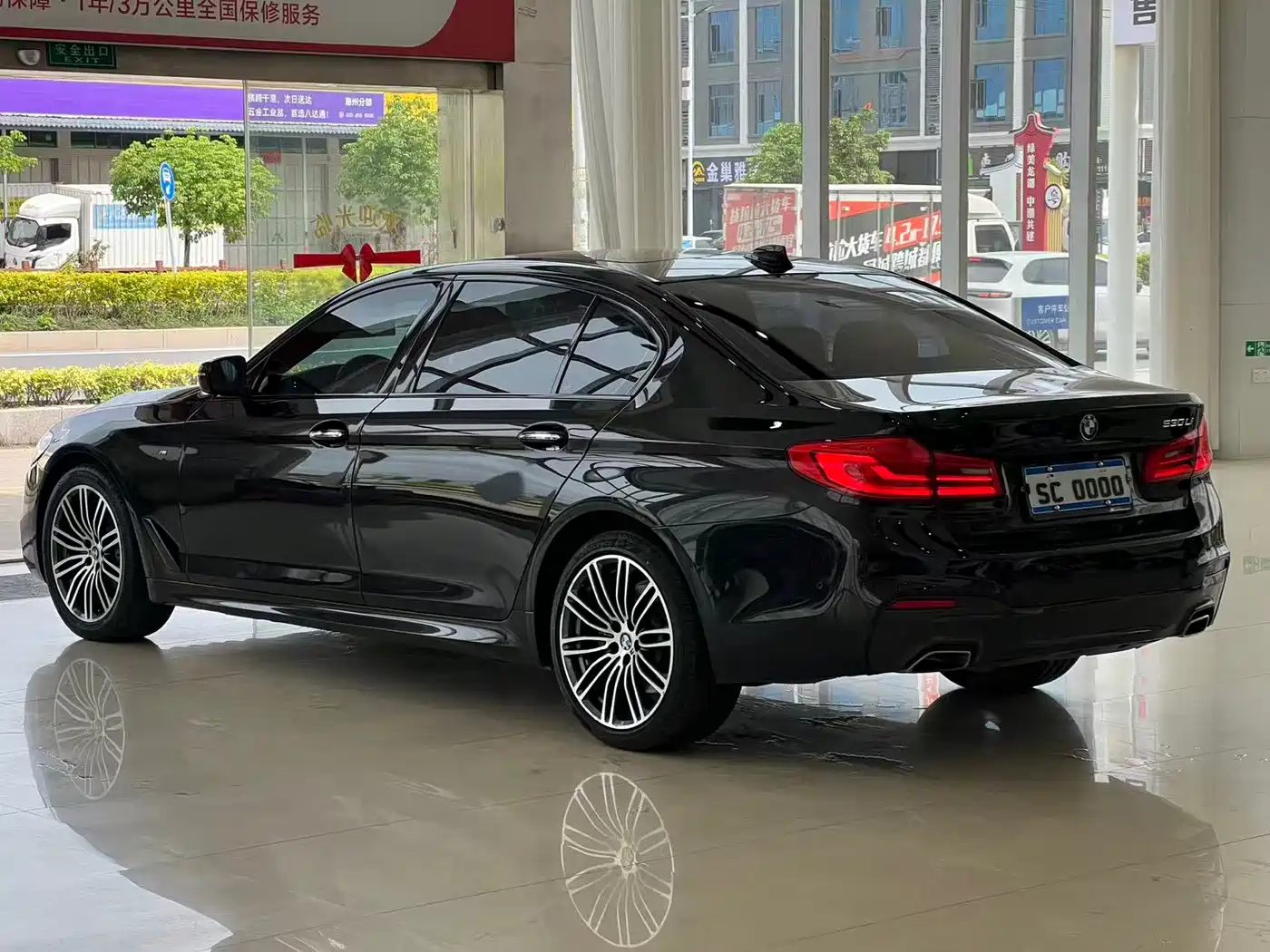 BMW 5 Series 2018 Facelift 530Li Leading M Sport Package фото 8